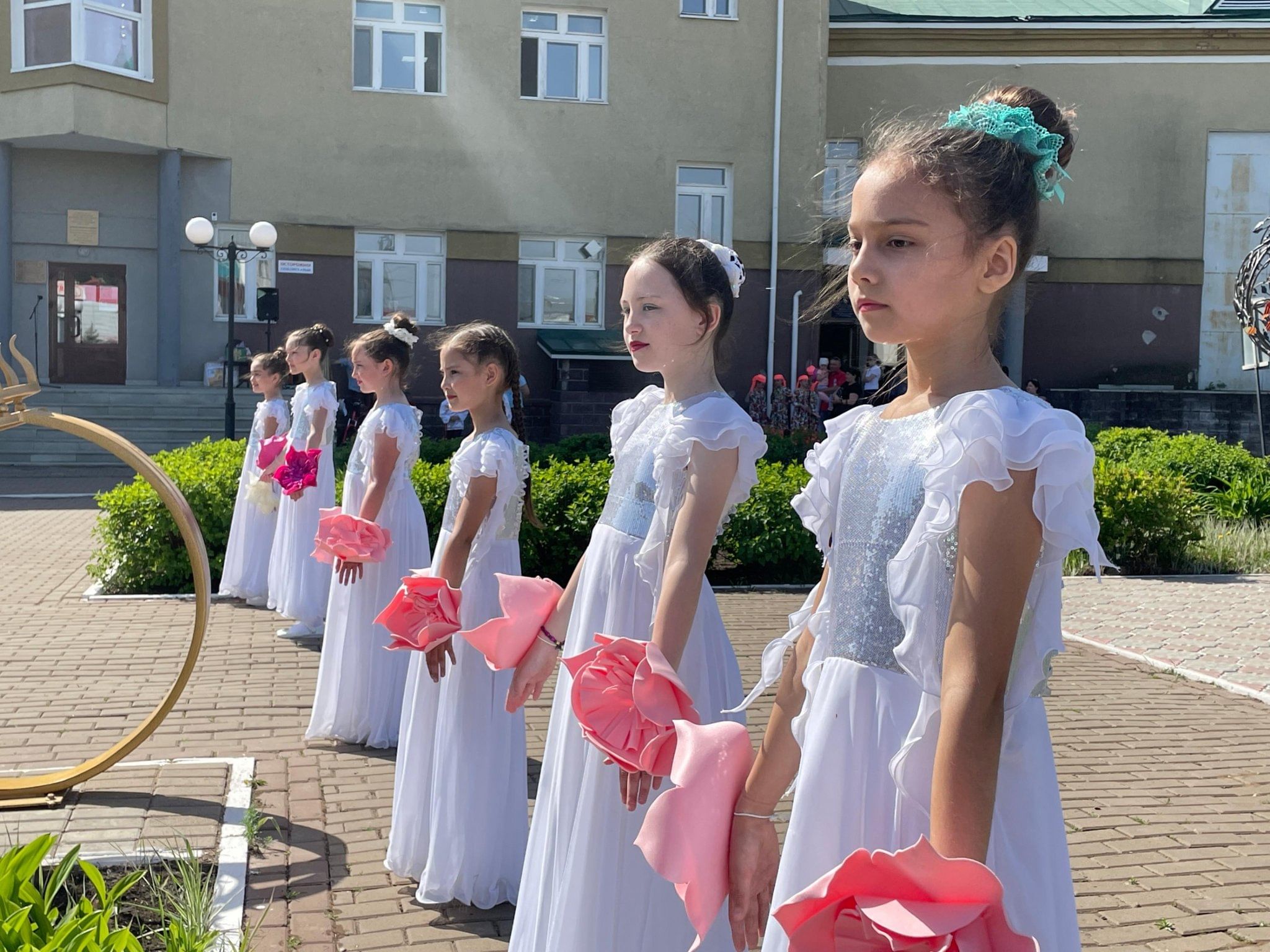 Праздничный концерт ко Дню семьи, любви и верности «Все начинается с семьи»  2024, Чекмагушевский район — дата и место проведения, программа мероприятия.