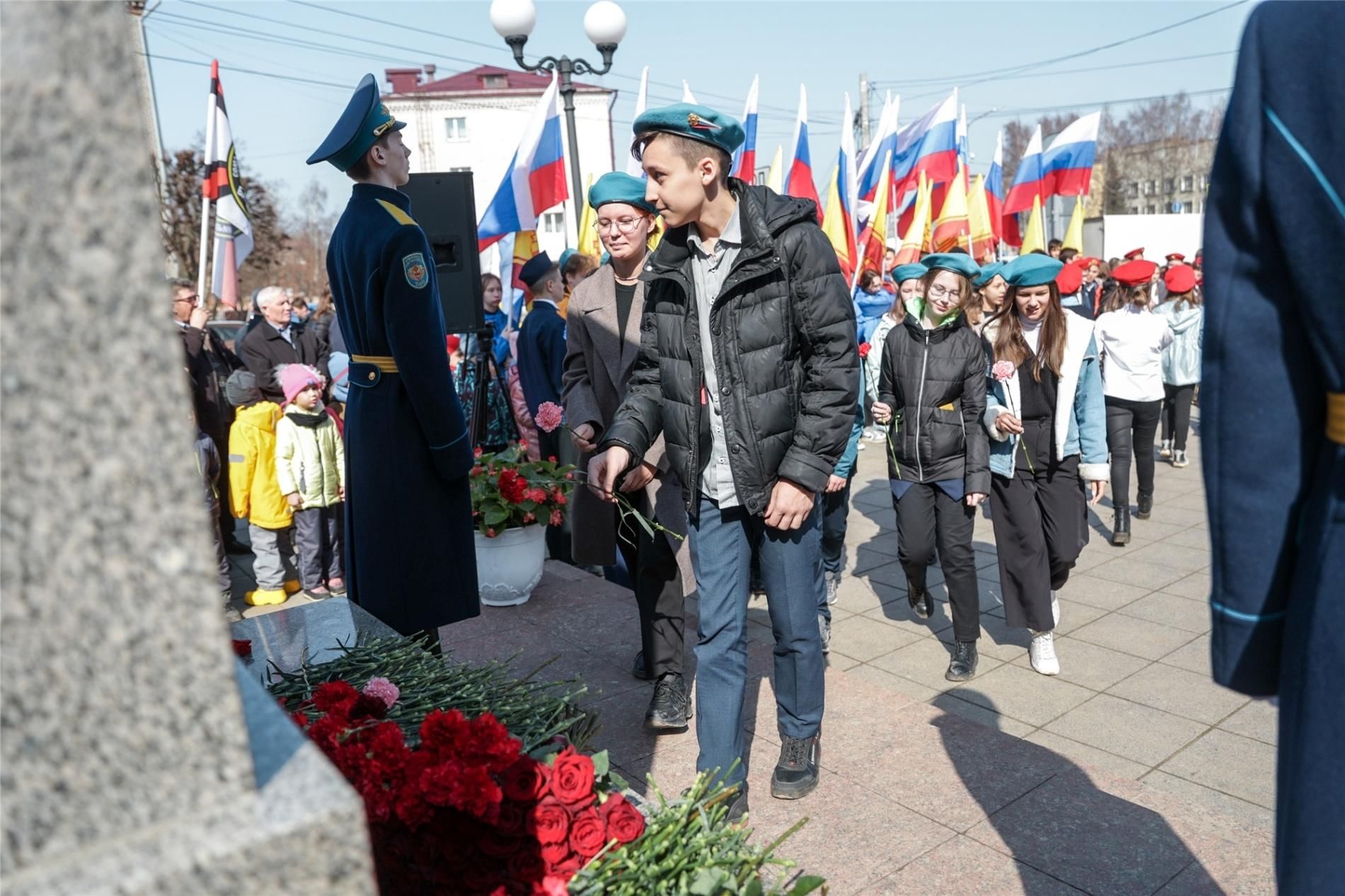 Сценарий митинга на 9 мая 2024 год. Митинг. Мировой митинг. Празднование. Митинг фото.