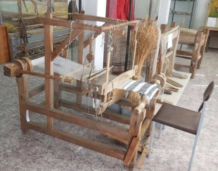 Картинки старинный ткацкий станок