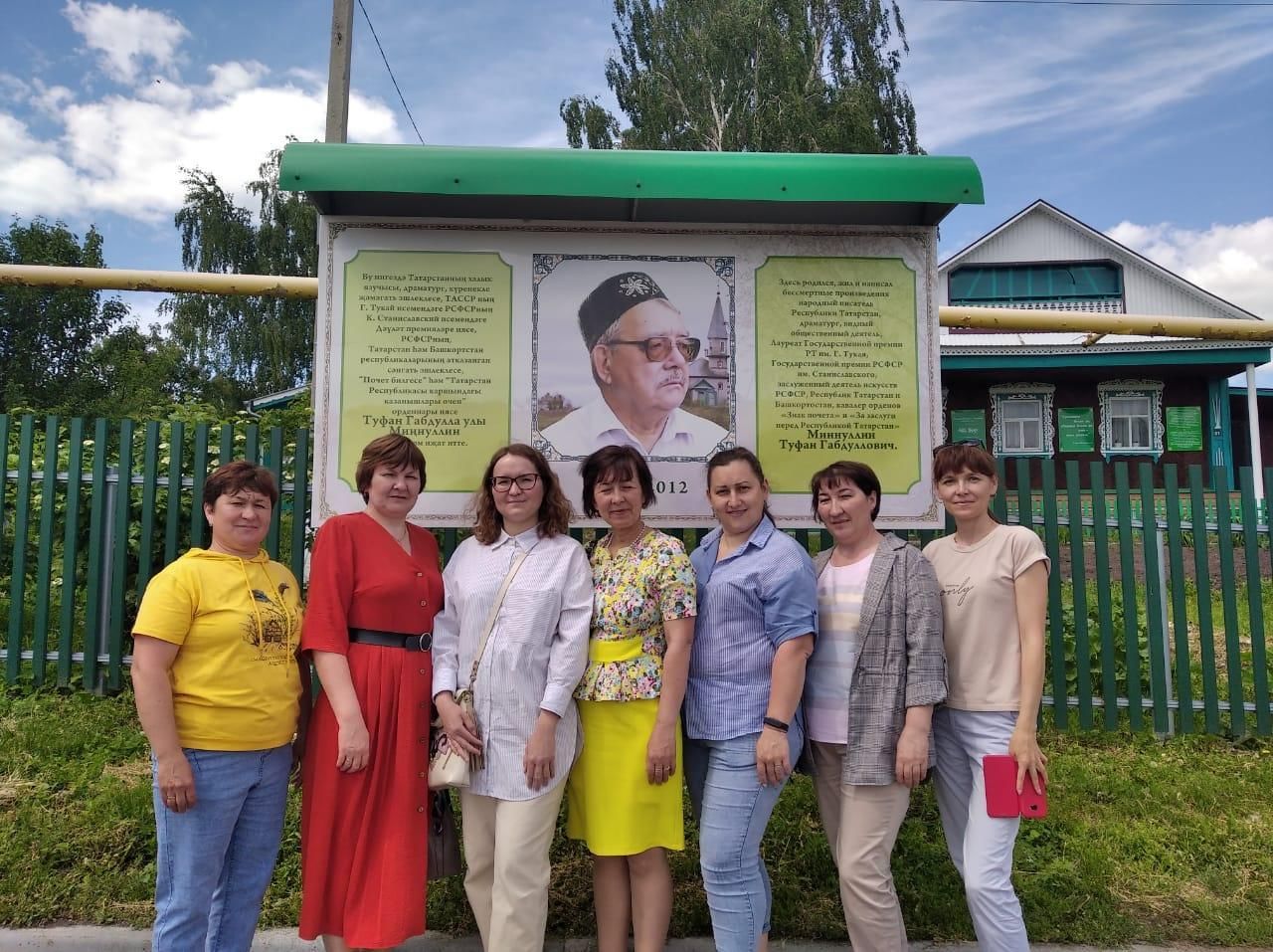 Солнце на татарском. Ремонт музея Туфана Миннуллина в д. большое Мереткозино.