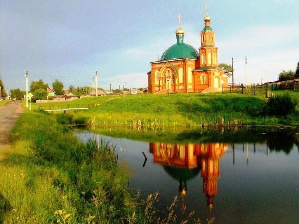 Погода в седельниково омской. Село Седельниково Омской области. Храм Серафима Саровского Седельниково. Седельниково Омская область храм. Деревня Седельниково Омск.