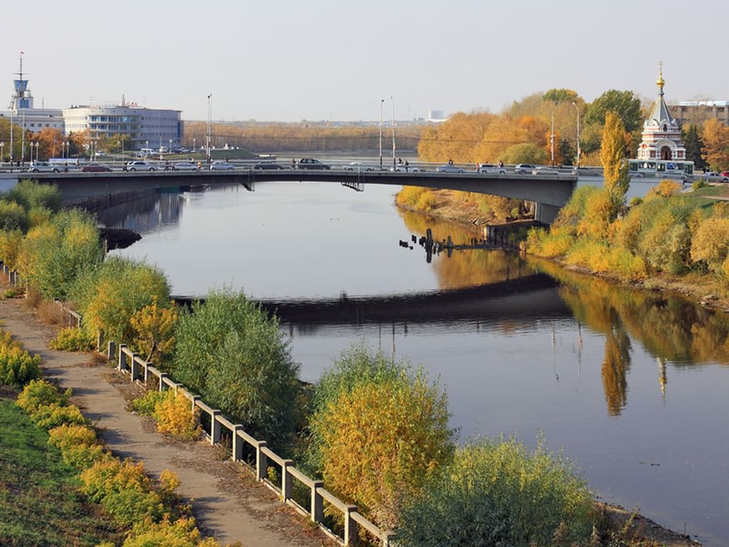 Вид на набережную реки Томи. Кемерово