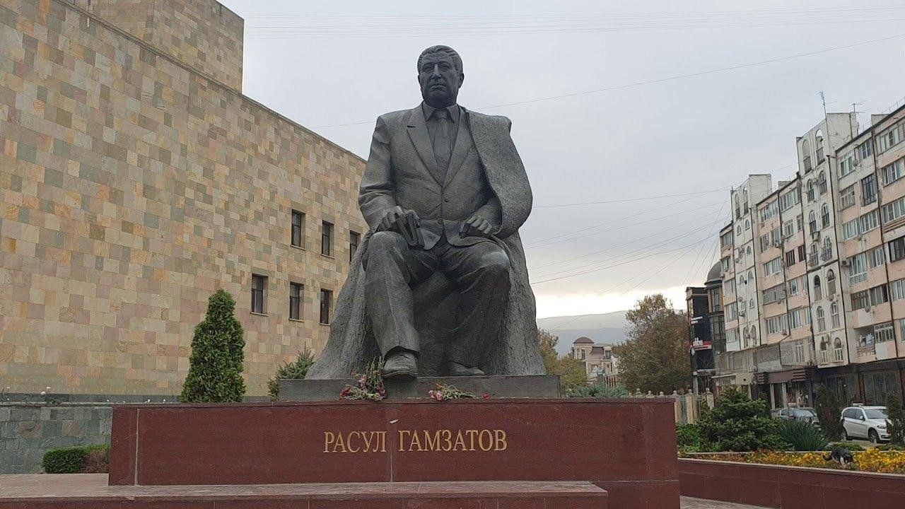 Махачкала фото памятники