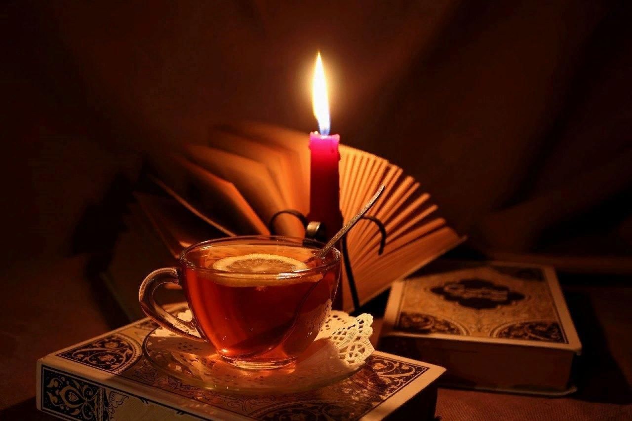 Чаепитие при свечах