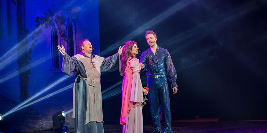 Основное изображение для события Мюзикл-шоу «Нотр-Дам-де-Пари» и «Ромео и Джульетта»