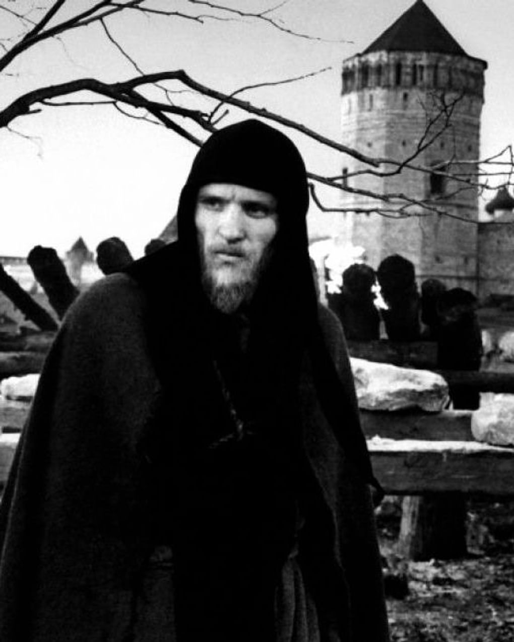 Анатолий Солоницын в роли Андрея Рублева в художественном фильме Андрея Тарковского «Андрей Рублев» (1966)