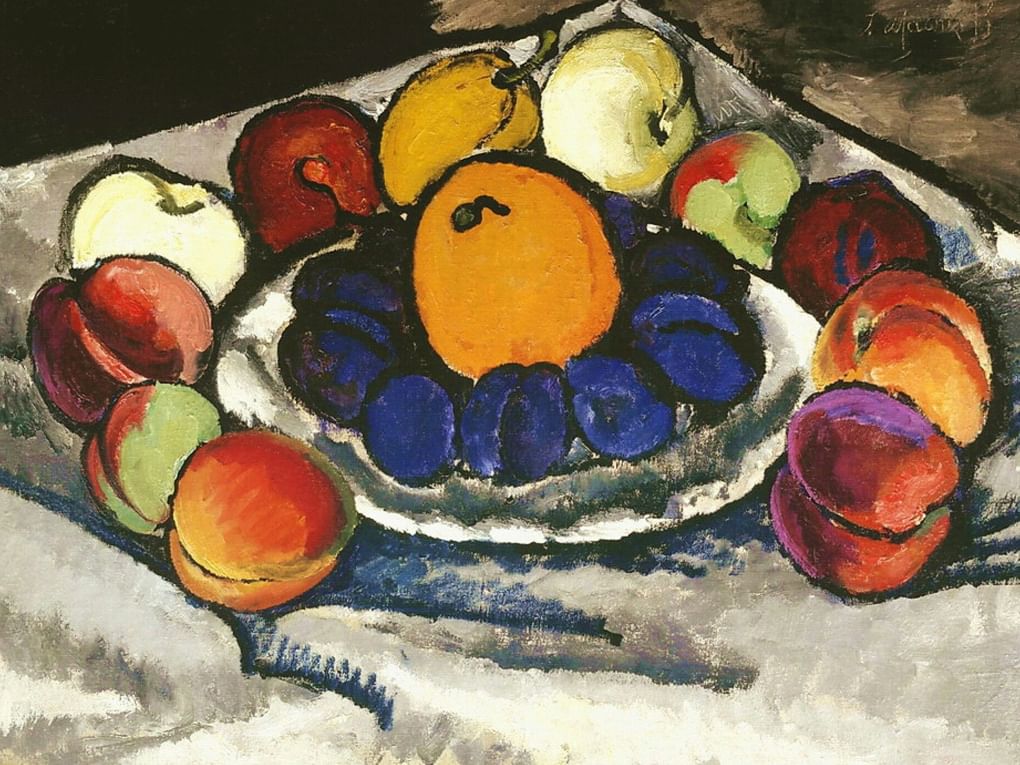 Илья Машков. Синие сливы (Фрукты на блюде) (фрагмент). 1910. Государственная Третьяковская галерея, Москва