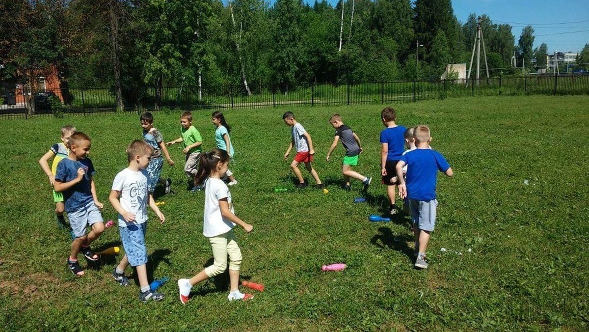 Игры на воздухе в лагере