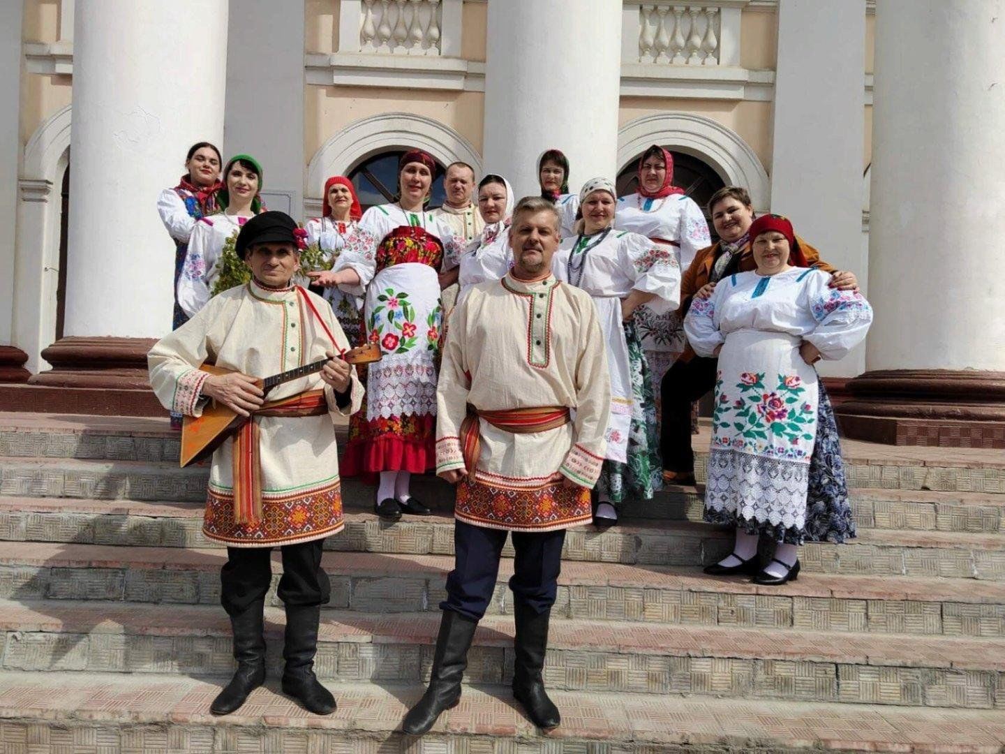 Мероприятия в курске в мае. Творческие коллективы Курск. Курск фольклор картинки. Курский районный дом культуры Курск. Международный фестиваль событийного туризма.