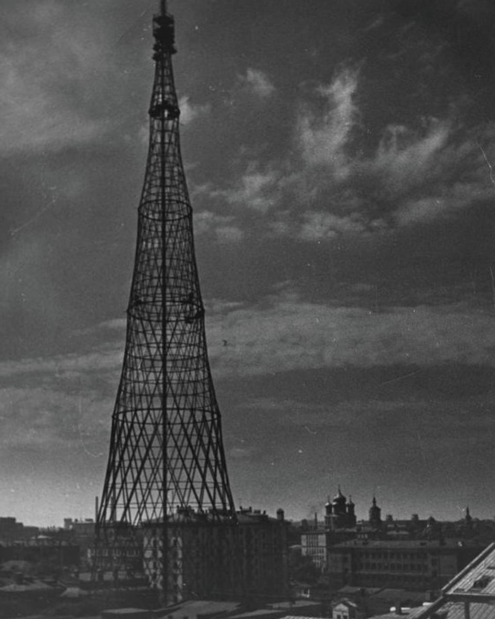 Шуховская башня. Москва, 1955 год. Фотография: Сергей Васин / Мультимедиа Арт Музей, Москва