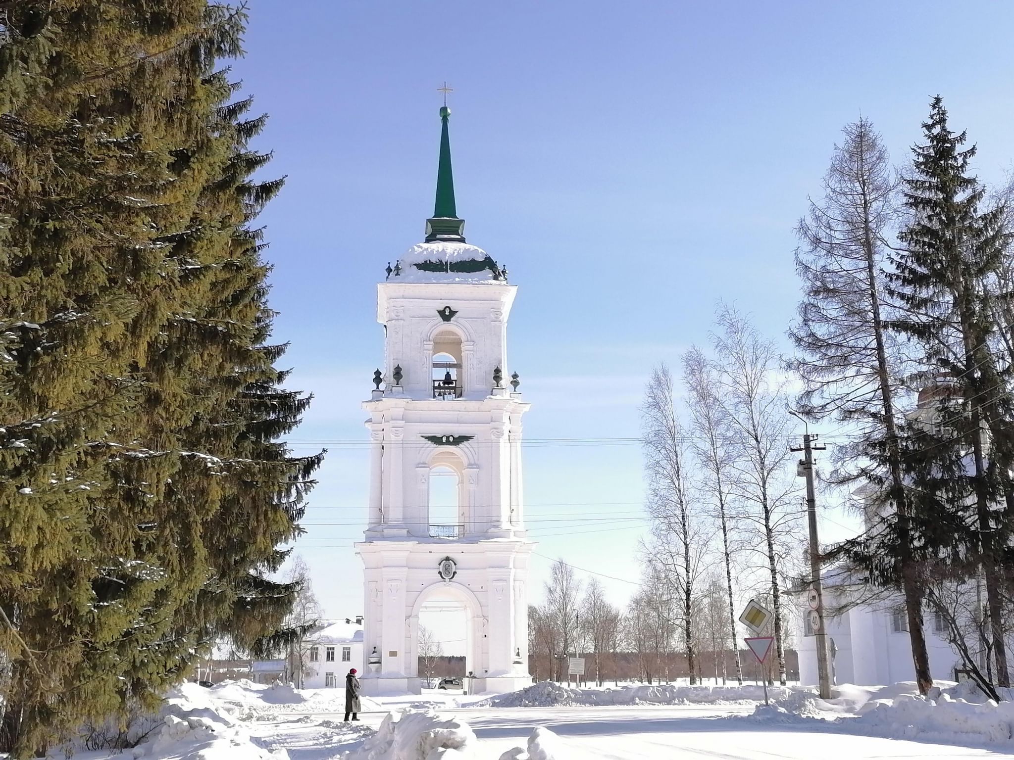 Колокольня г. Каргополя — Каргопольский район, Октябрьский пр-кт., д 52.  Подробная информация о музее: расписание, фото, адрес и т. д. на  официальном сайте Культура.РФ