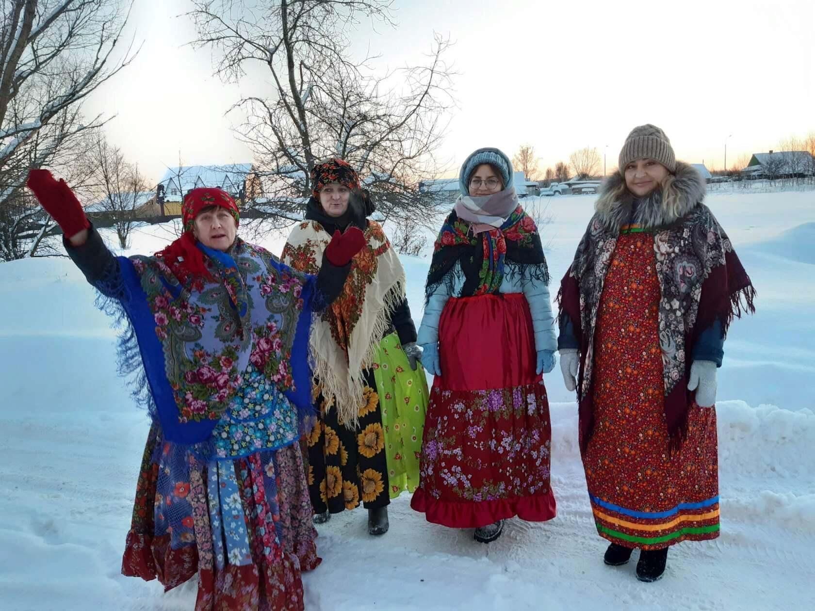 Пришли святки запевай колядки