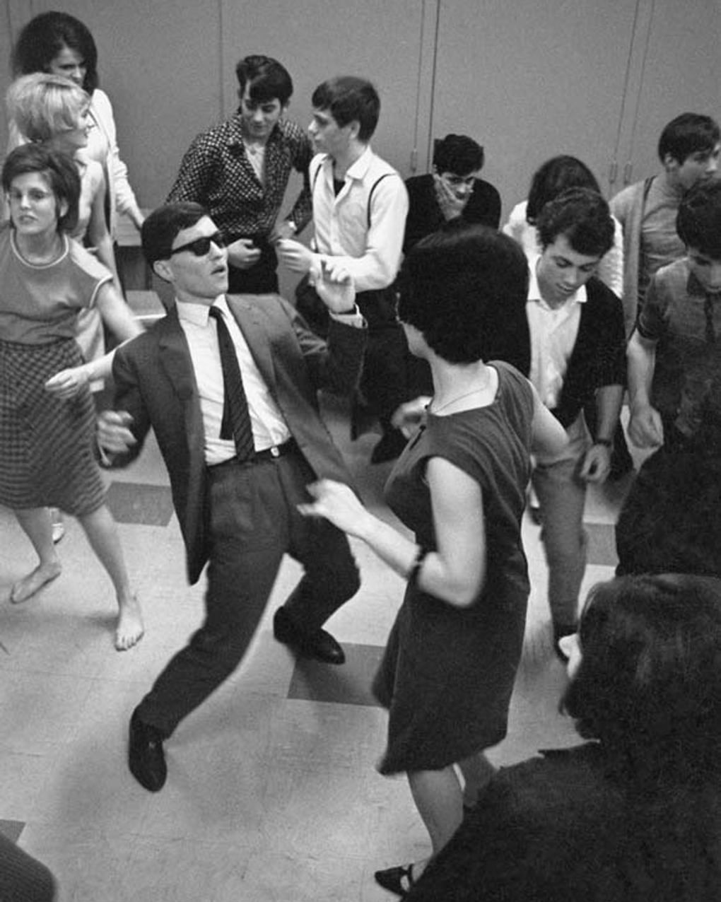 Владимир Лагранж. Твист. Париж (фрагмент). 1964. Фотография: монография «Владимир Лагранж 1960 – 1990»
