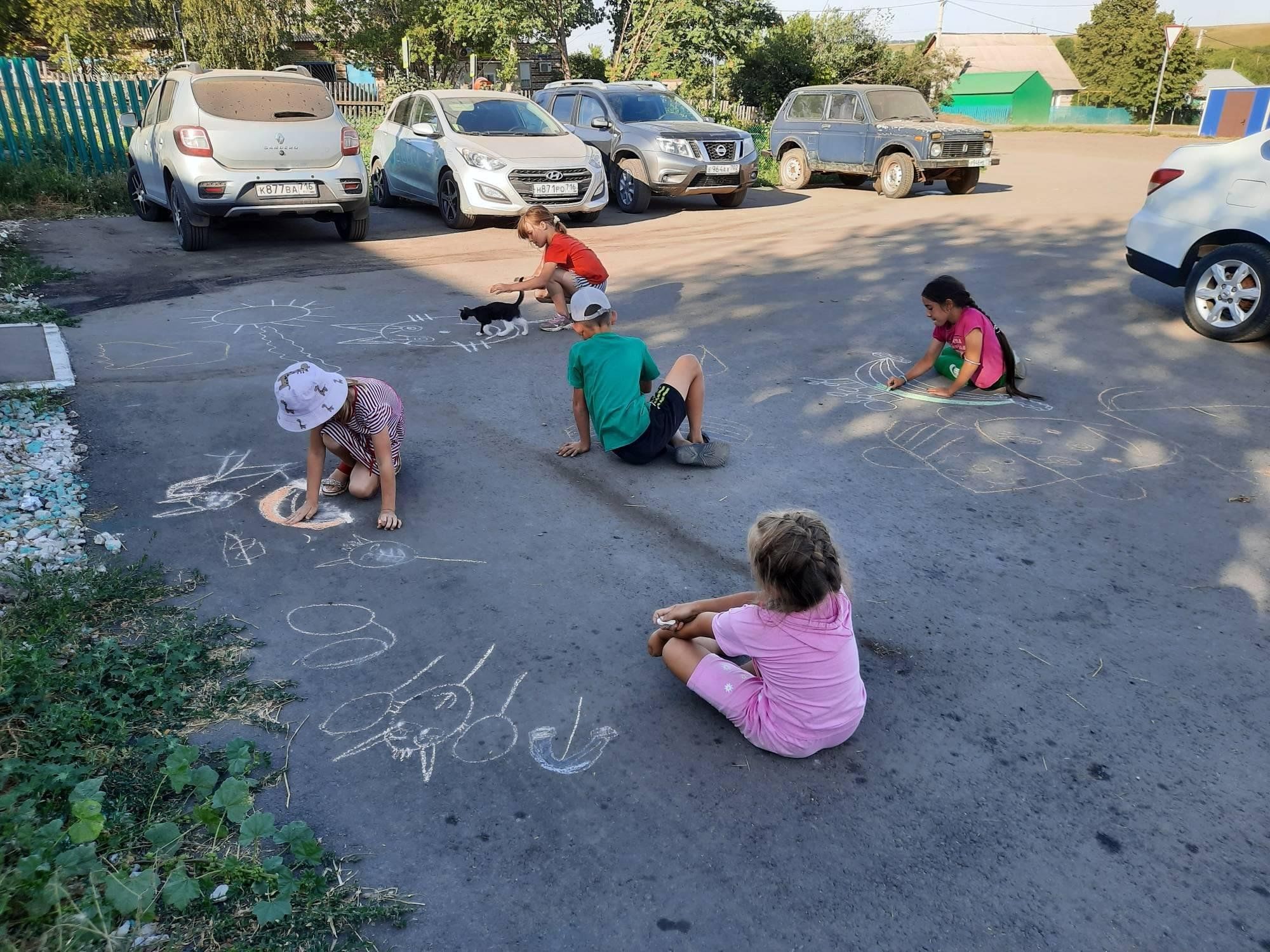 Акция рисунки на асфальте