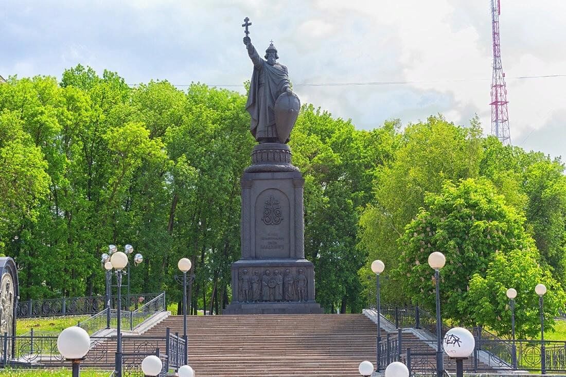 Памятники в белгороде фото Исторический обзор "Белгородчина - мой край родной" 2024, Грайворонский район - 