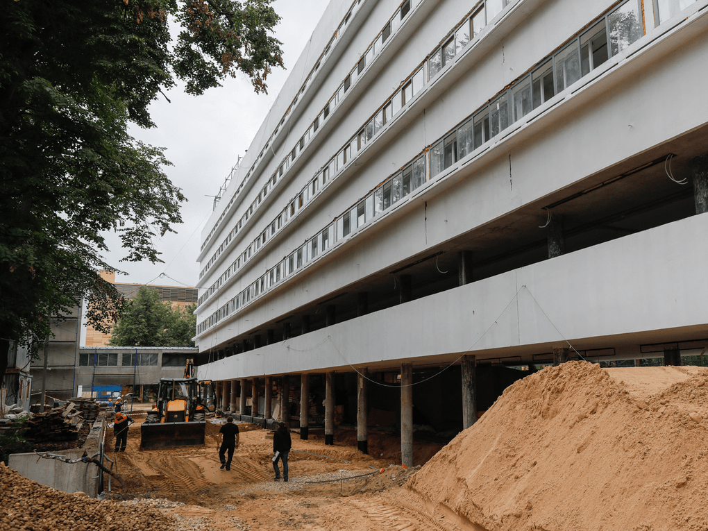 Реконструкция дома Наркомфина. Москва, 2019 год. Фотография: Михаил Джапаридзе / ТАСС