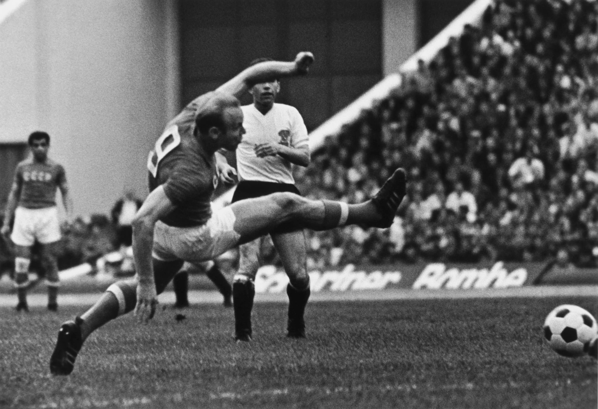 Стрельцов тянет. Стрельцов тянет. Стрельцов тянет. Стрельцов тянет. Стрельцов тянет.