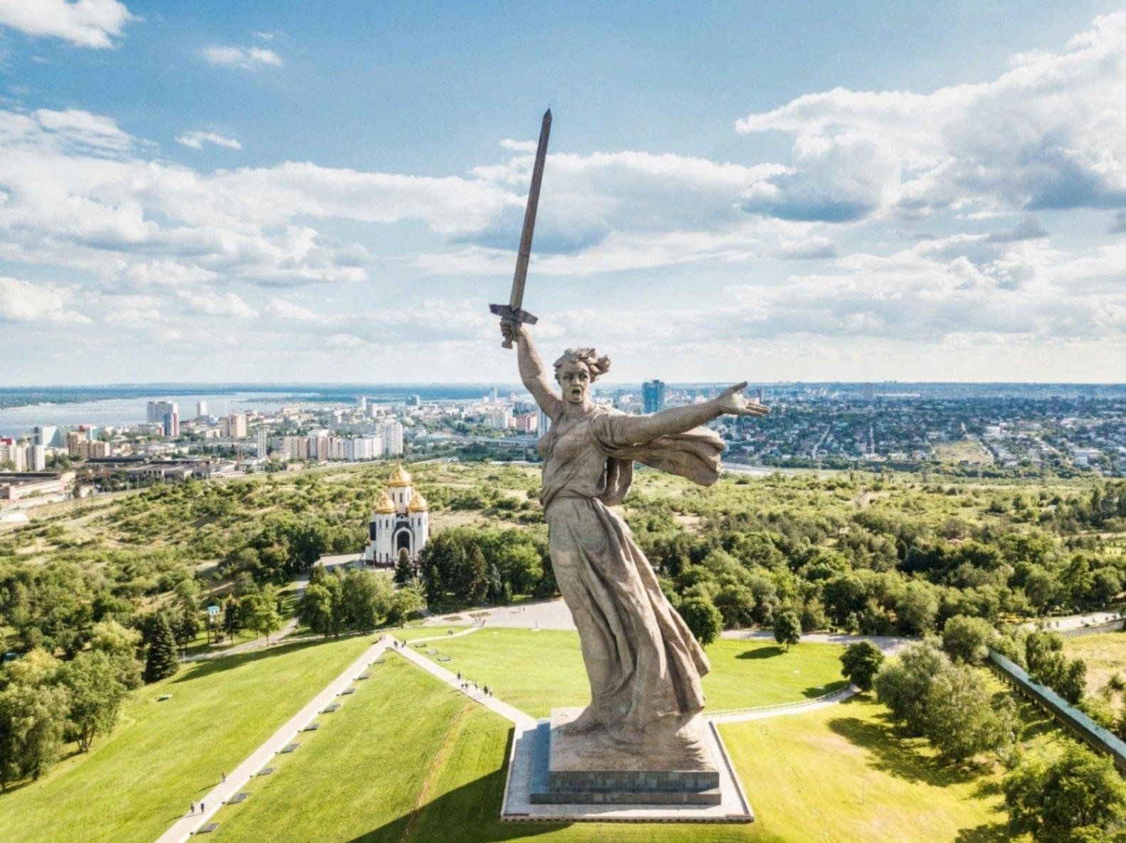 Волгоград родина мать мамаев курган фото