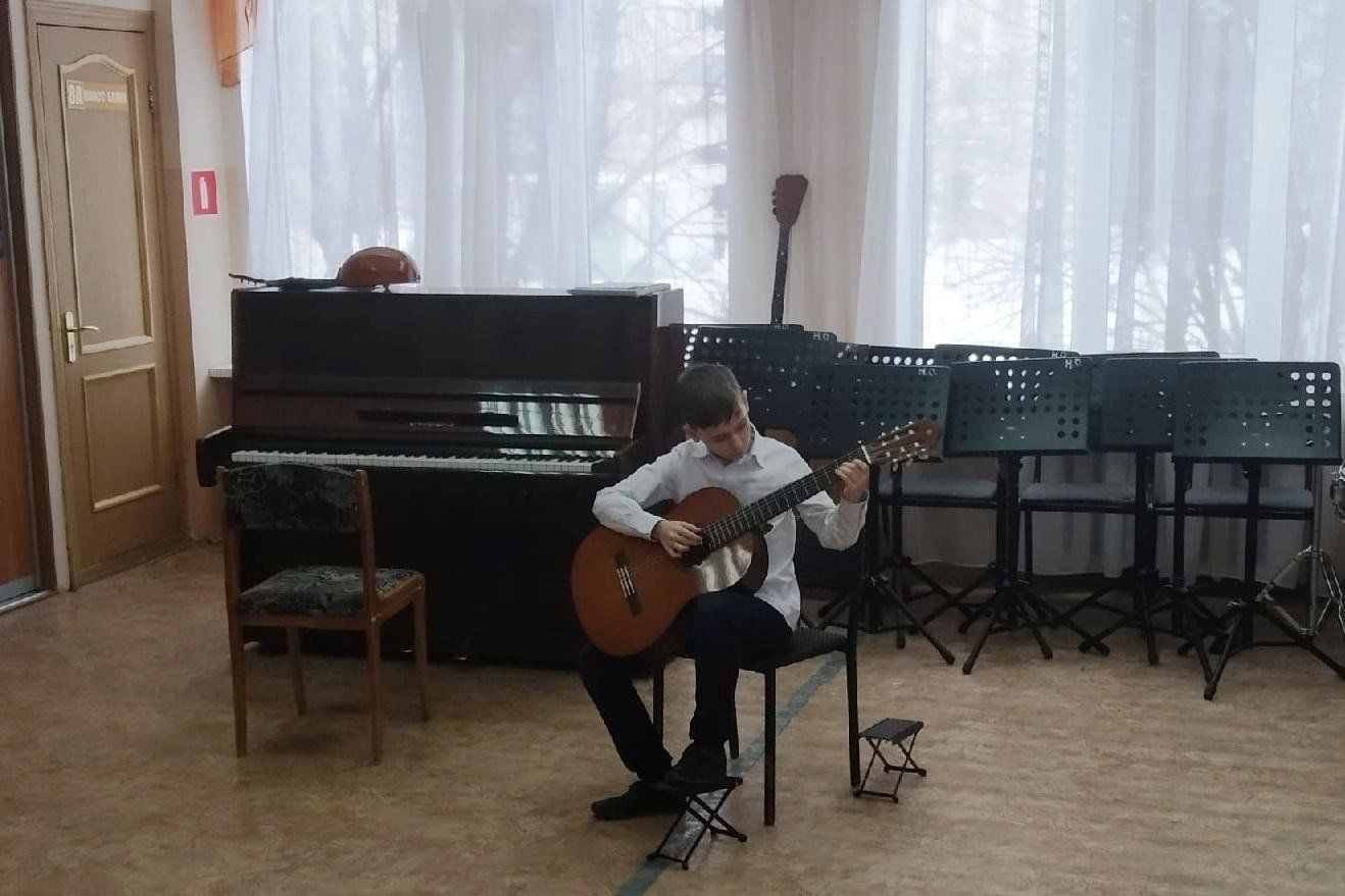 Трансляция «Концертная гитарная школа». Место проведения – Детская ...