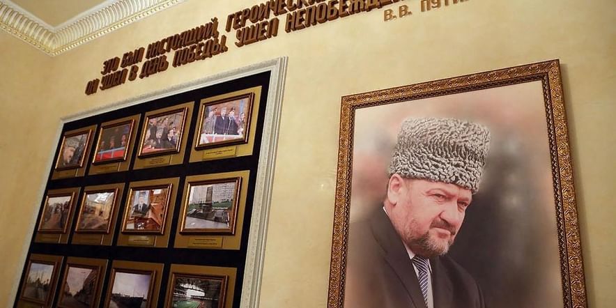 Основное изображение для события Страницы истории: «Он честь и слава Чечни».