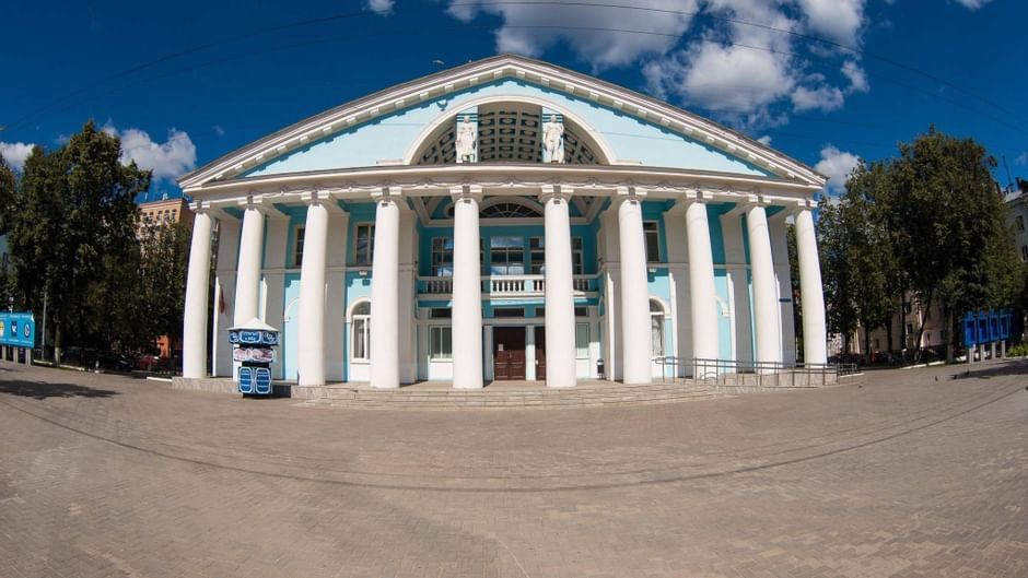 Основное изображение для статьи Городской дворец культуры г. Владимир