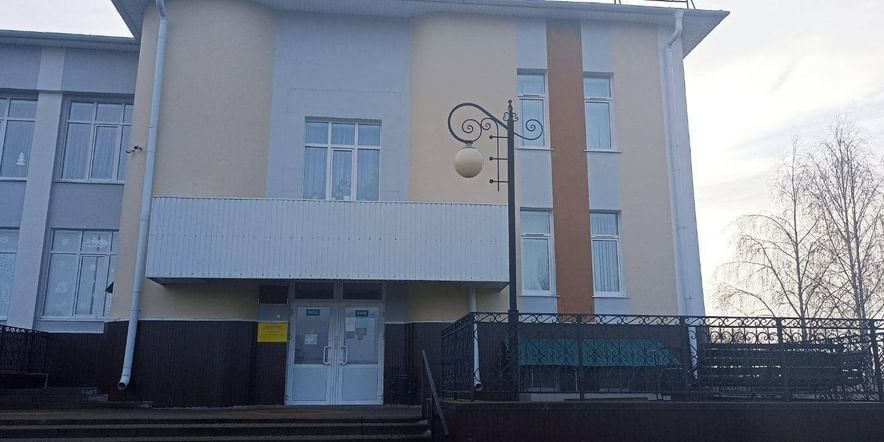 Основное изображение для учреждения Детская школа искусств с. Ясные Зори