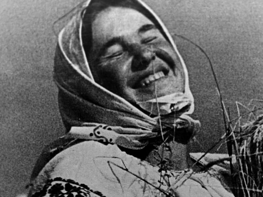 Кадр из художественного фильма Александра Довженко «Земля» (1930)