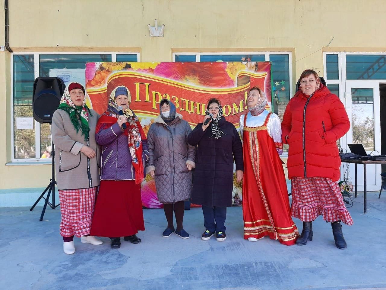 Погода стародубское буденновского ставропольский край. Село новая жизнь Буденновский район. ДК Кирова Буденновский район. С новая жизнь Буденновский район школа. Будённовский район Ставропольский край.