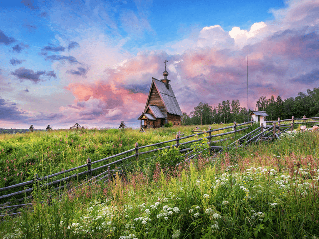 Церковь Воскресения Христова на горе Левитана. Плес, Ивановская область. Фотография: Baturina Yuliya / фотобанк «Лори»