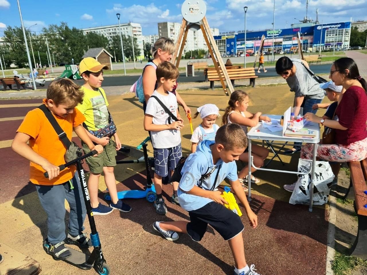 Мероприятия в летнем читальном зале на улице