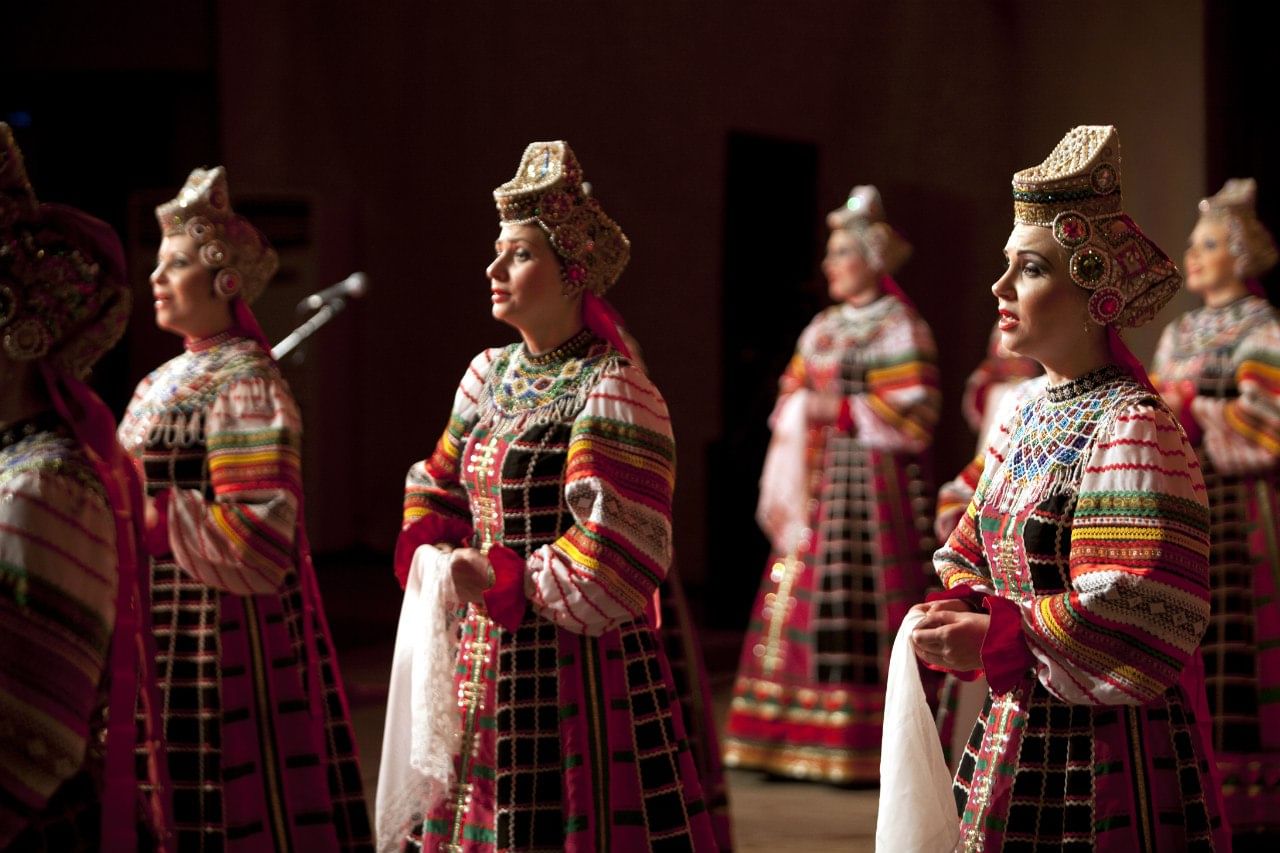 Хор билеты. Воронежский хор им. Массалитинова. Воронежского русского народного хора им. к. и. Массалитинова. Воронежский русский народный хор имени Константина Массалитинова. Хор Масалитина Воронежский.