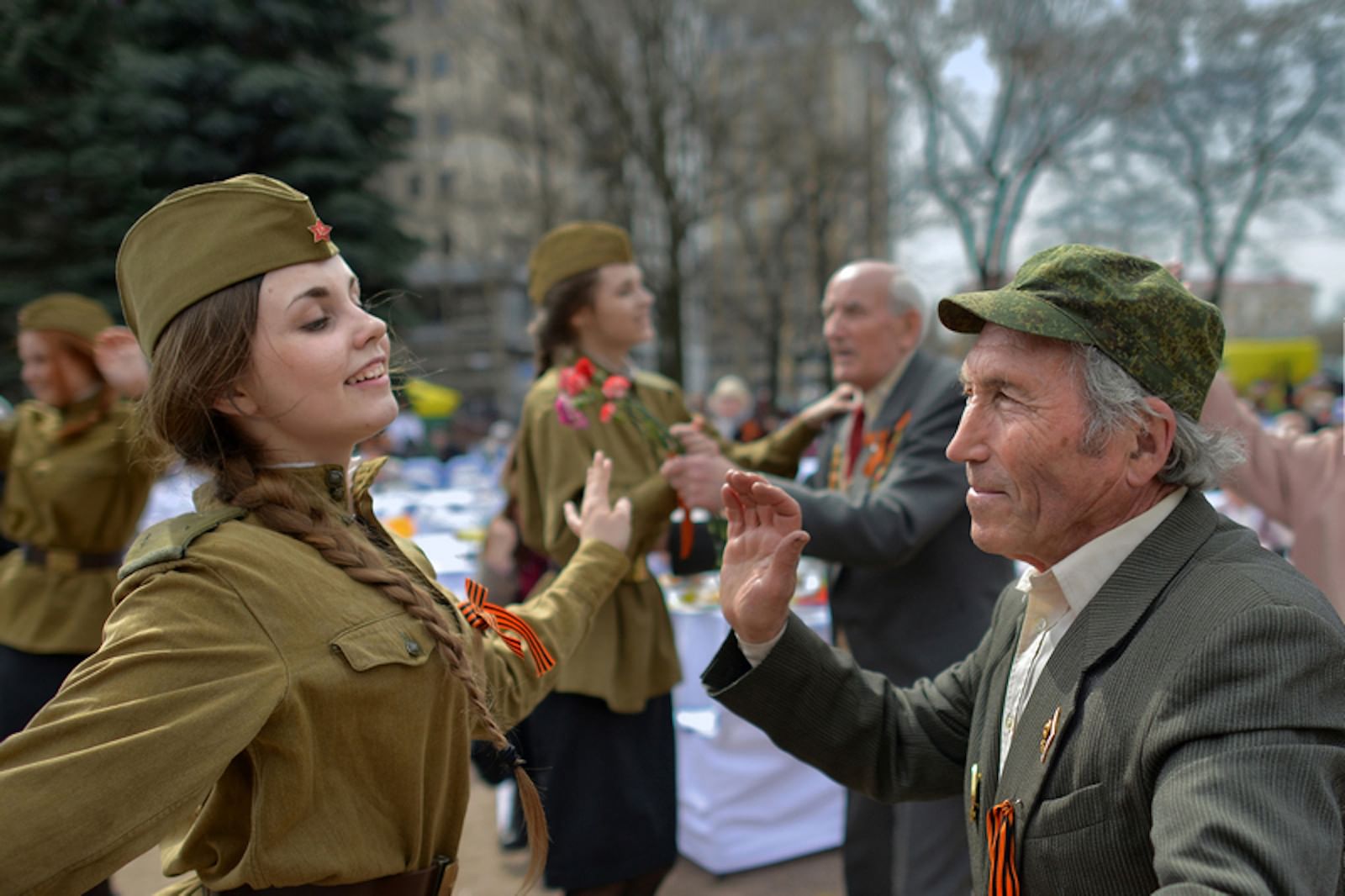 9 мая какие праздники кроме дня победы. С днем Победы. С праздником днем Победы. С днём Победы 9 мая. Фоторепортаж 9 мая.