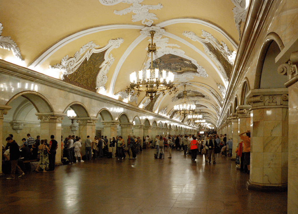 Станция «Комсомольская» Кольцевой линии Московского метрополитена. Фотография: Lite / wikimedia.org