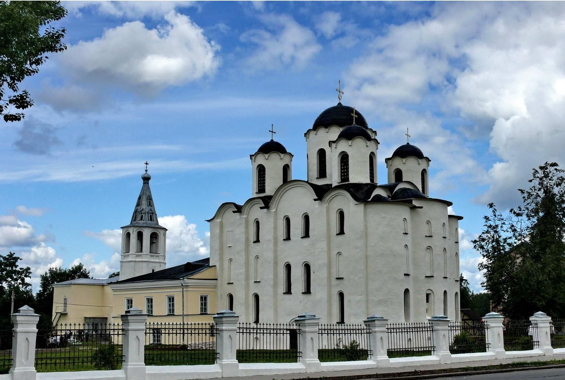 Николо-Дворищенский собор в Новгороде