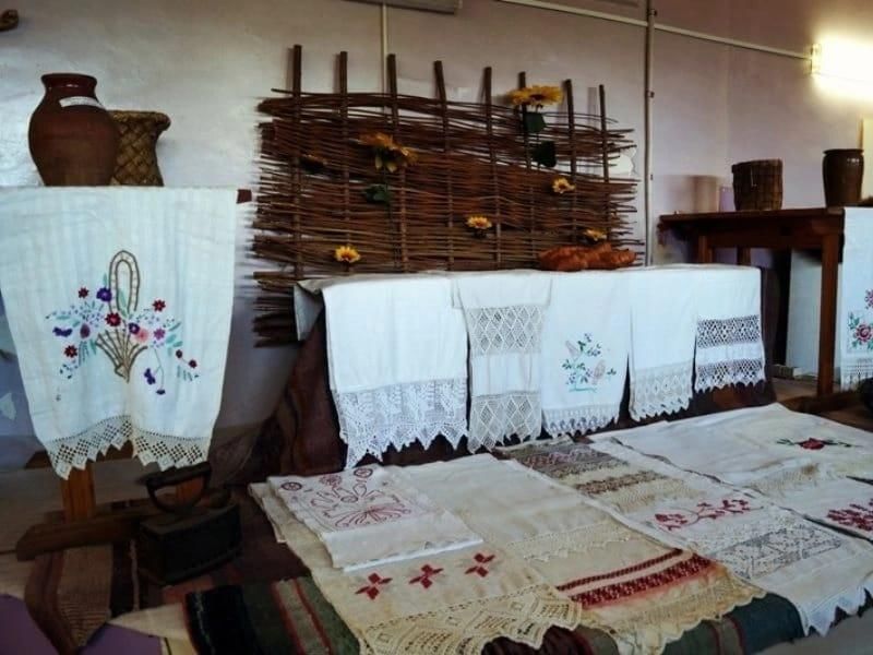 Украшение полотенец в русской деревне всегда план