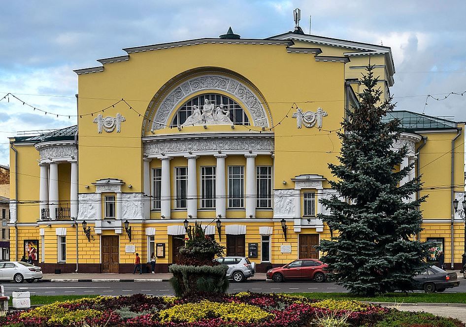 Волковский театр ярославль фото