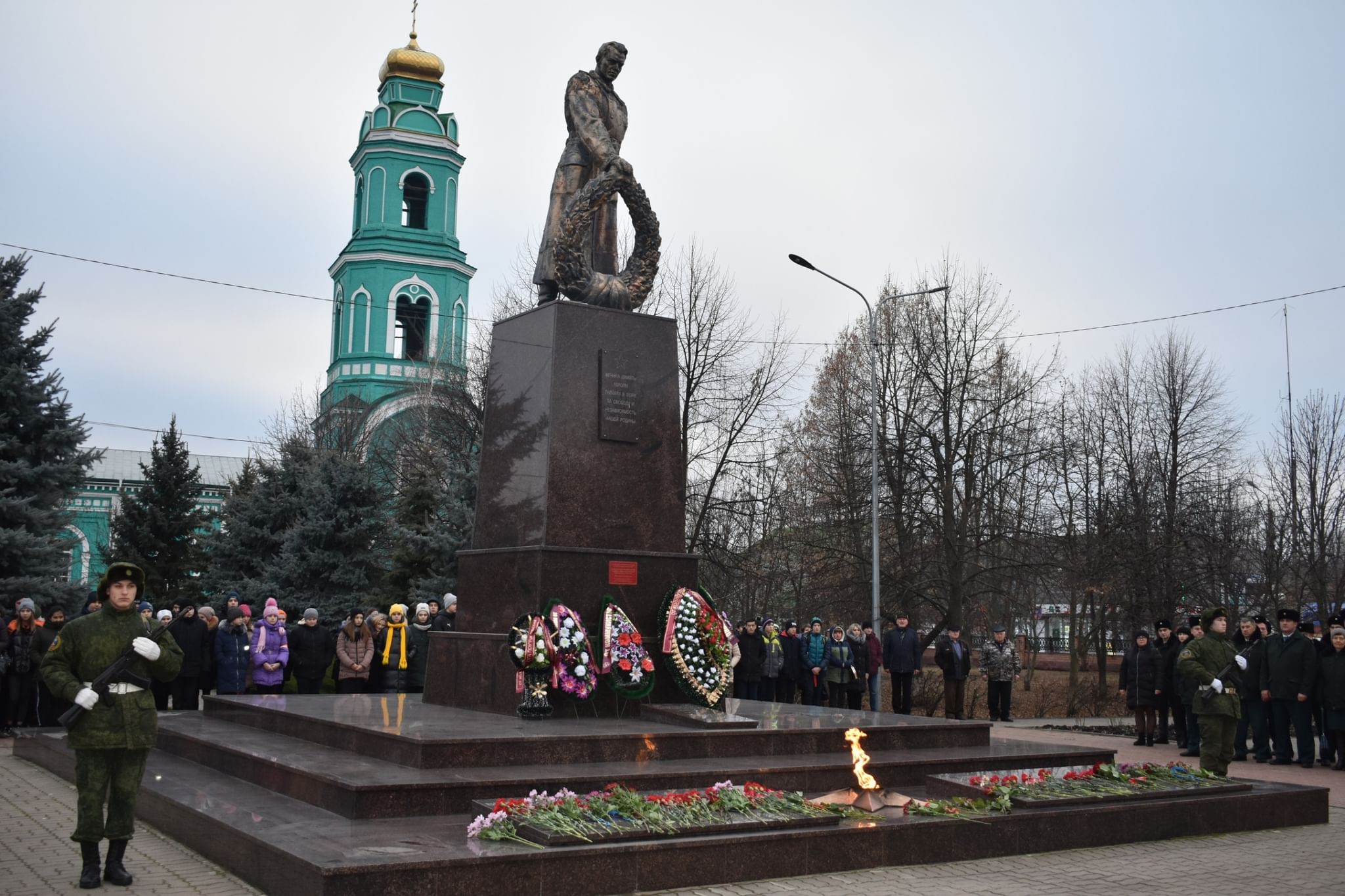 парк героев ровеньки