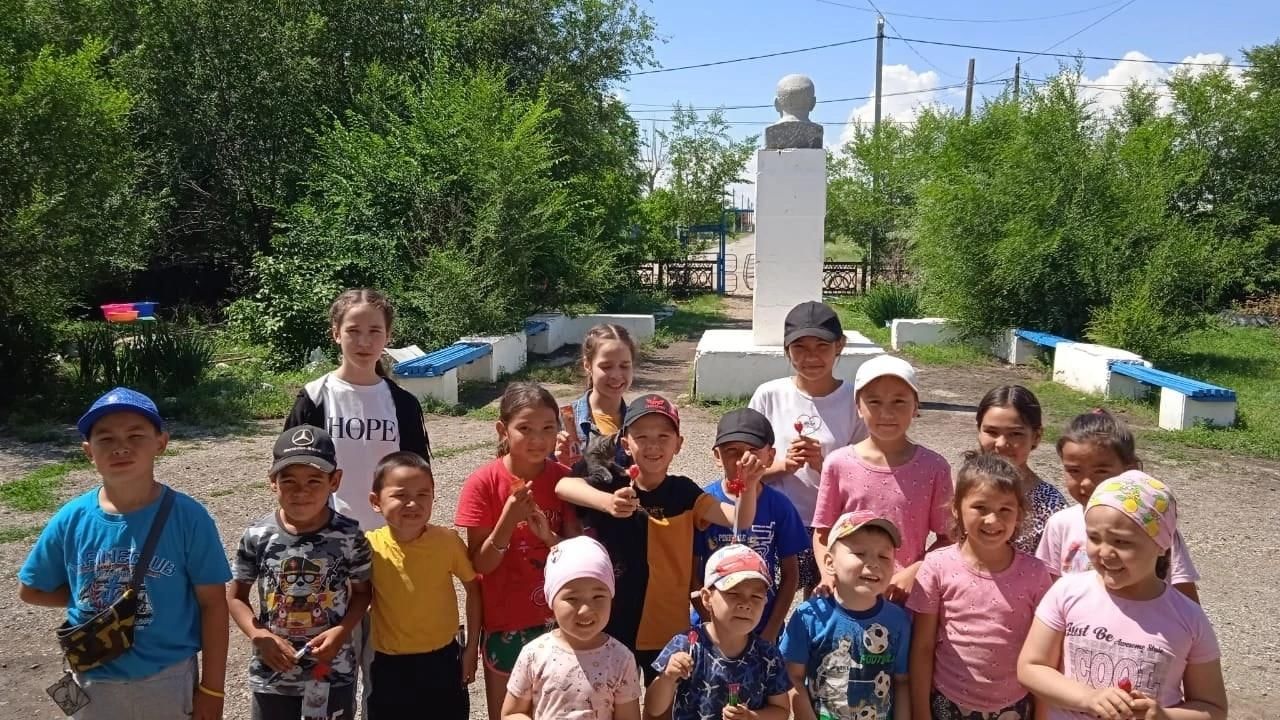 Погода в хайбуллинском районе на 10. Село Вазям Хайбуллинский район. Акъяр (Хайбуллинский район). Лагерь Юлдаш Хайбуллинский район детский. ДДТ Хайбуллинский район.