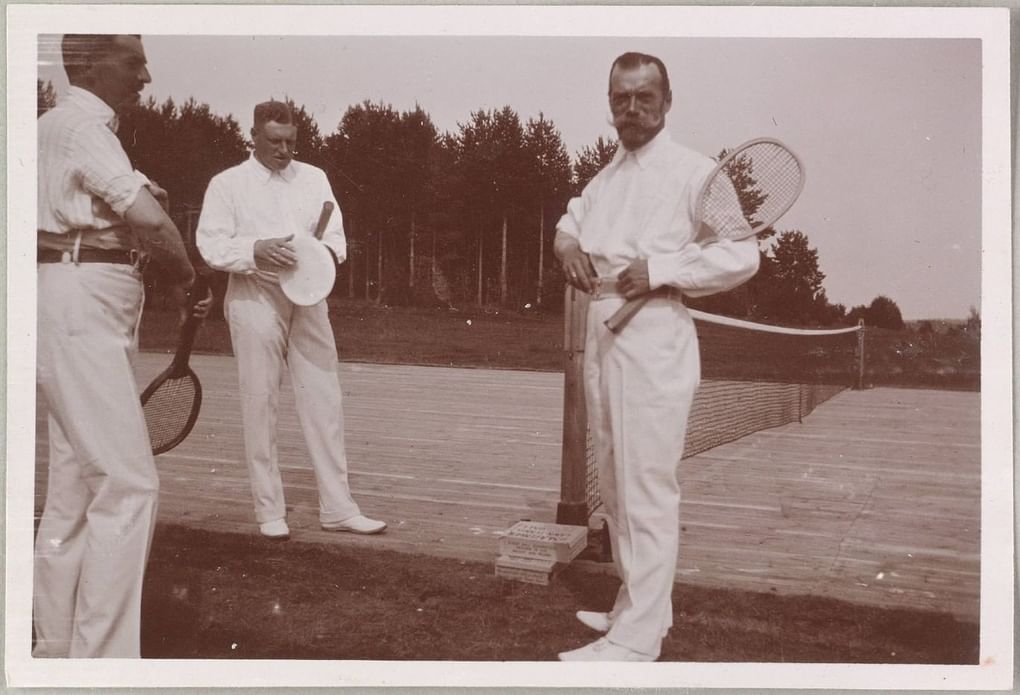 Император Николай II на теннисном корте. 1912