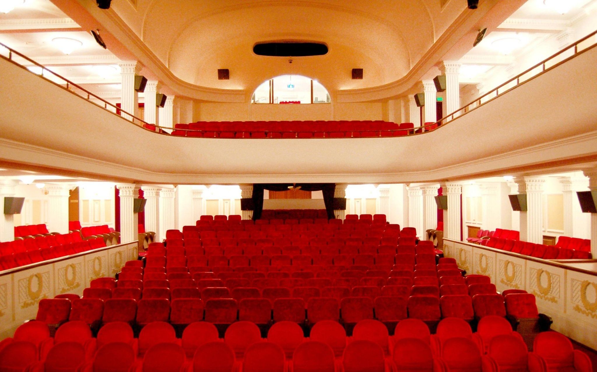 Театр Чехова Ялта