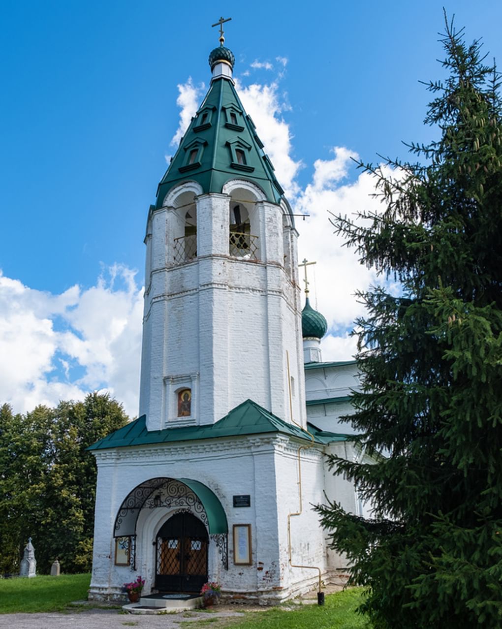 Палех: история палехской росписи, палехские иконы, музеи Палеха.