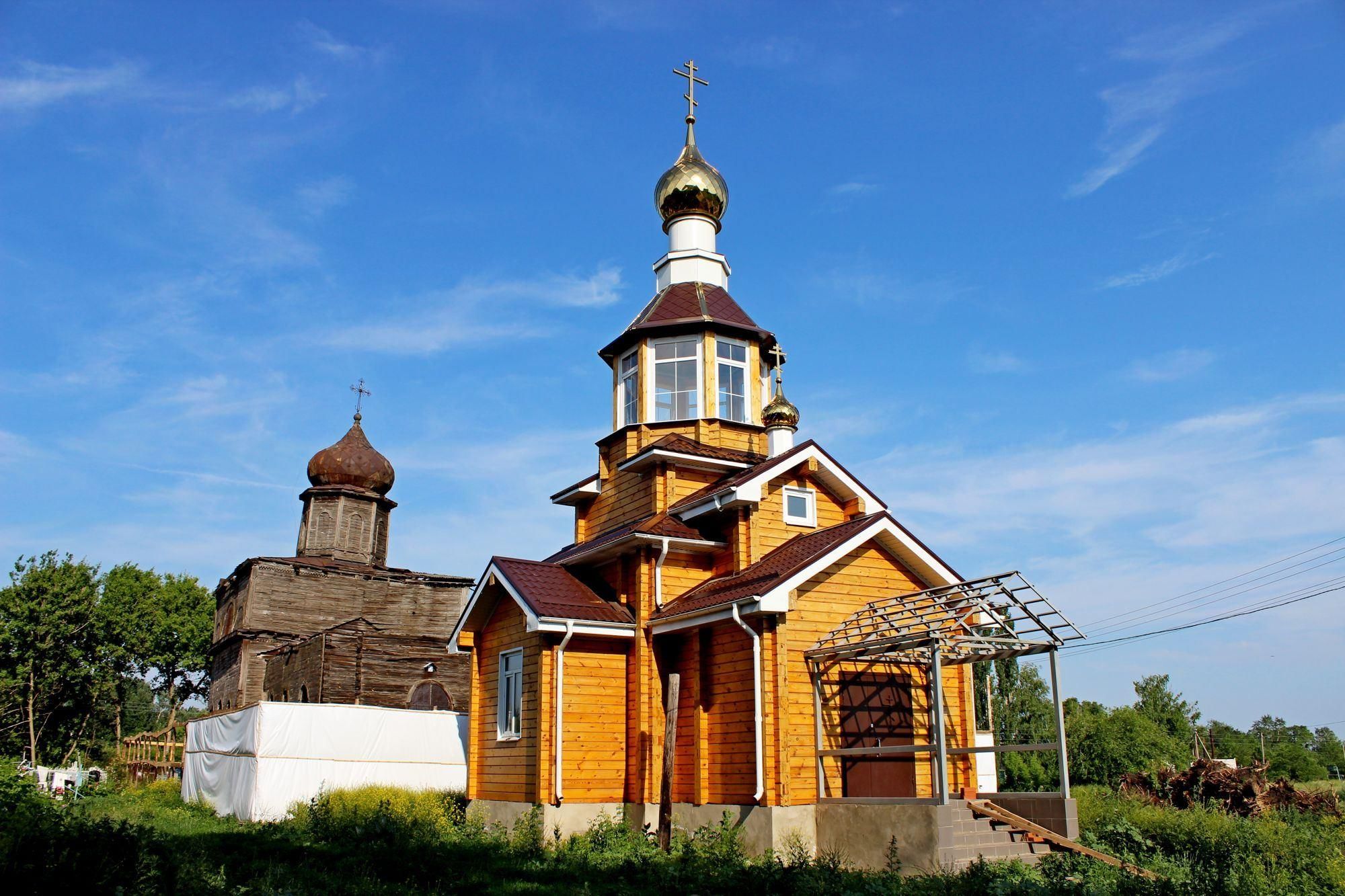 Село богородицы. Горенские Выселки Церковь Покрова. Церковь Покрова Пресвятой Богородицы (Горенские Выселки). Храм в Горенских Выселках Новоусманский район. Деревянная Церковь (Покровский храм) в Горенских Выселках.