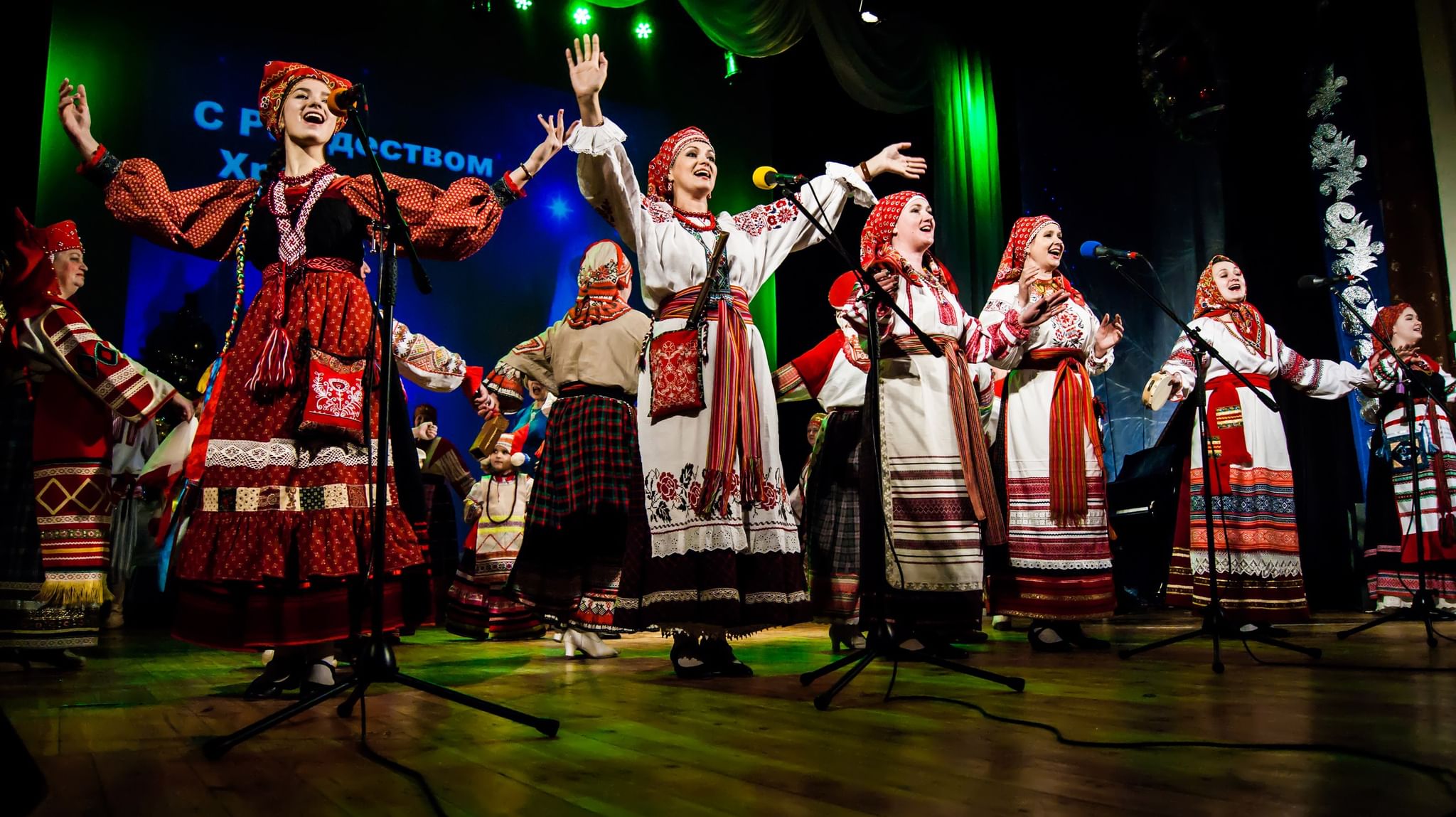 Концерт встреча. Фольклорный ансамбль Берегиня Пенза. Кострома ансамбль Берегиня. Этно концерт. Оренбург ансамбль Берегиня