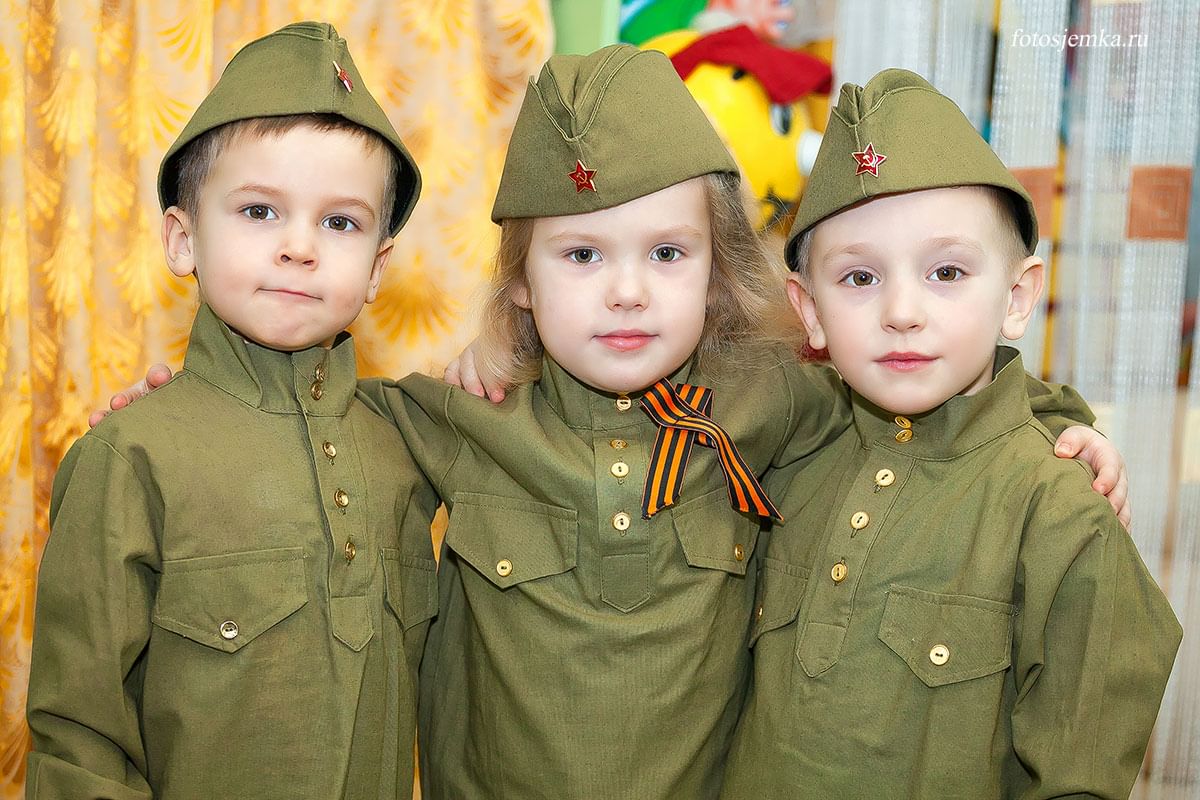 Защитники детей. Дети в военной форме. Дошкольники в военной форме.