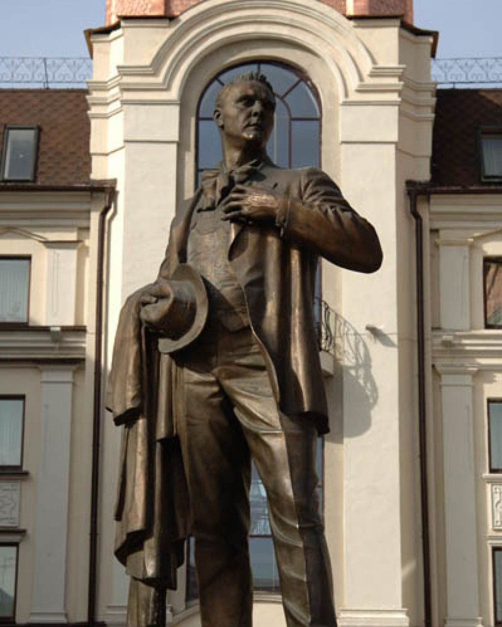 Памятник Федору Шаляпину. Фотография из личного архива редакции