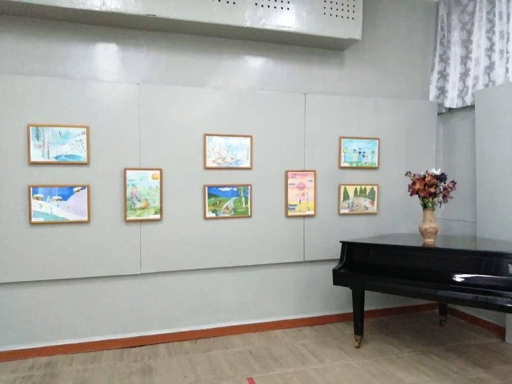 Книжная выставка для детей. Художественный музей рязань экспозиции. Выставка детство 2023. Выставка мир детства москва. Ярмарка детства.