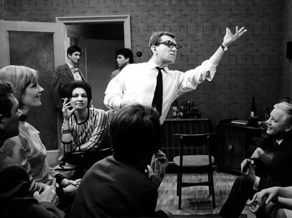 Кадр из художественного фильма Марлена Хуциева «Июльский дождь» (1966)