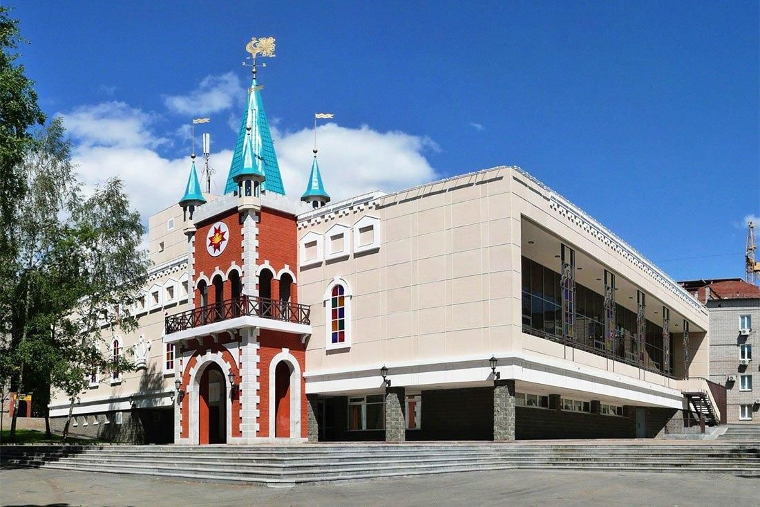 артисты удмуртского национального театра