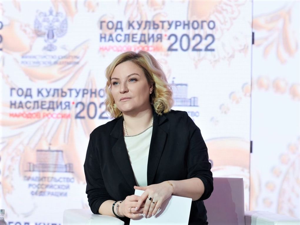 Министр культуры РФ Ольга Любимова. Заседание организационного комитета по подготовке и проведению в Российской Федерации Года культурного наследия народов России. Фотография: <a href="https://culture.gov.ru/press/news/bolee_200_meropriyatiy_sostoitsya_v_ramkakh_goda_kulturnogo_naslediya_narodov_rossii/" target="_blank" rel="noopener">culture.gov.ru</a>