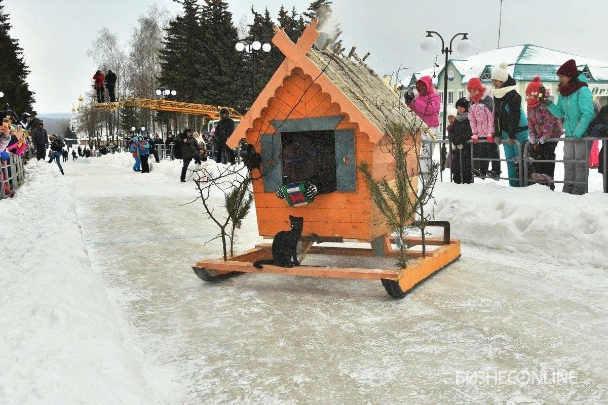 Сани фест мамадыш. Фестиваль санок SUNNYФЕСТ. Конкурс саней Мамадыш. Фестиваль креативных санок Мамадыш 2023.